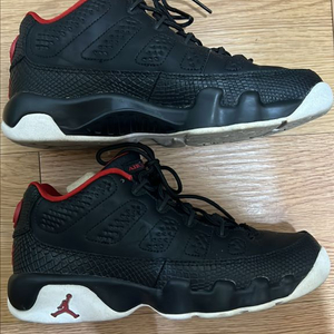 나이키 에어조던9 235사이즈