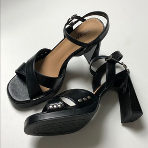 TITIMA 블랙 스트랩 샌들 240