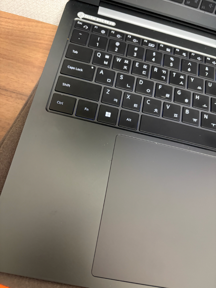 갤럭시북3 16인치 i7 16gb 1tb--5