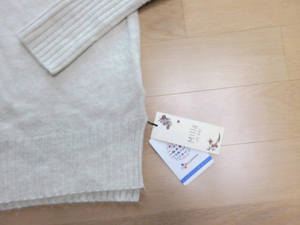 택채새상품)목 니트 티셔츠 프리사이즈--1