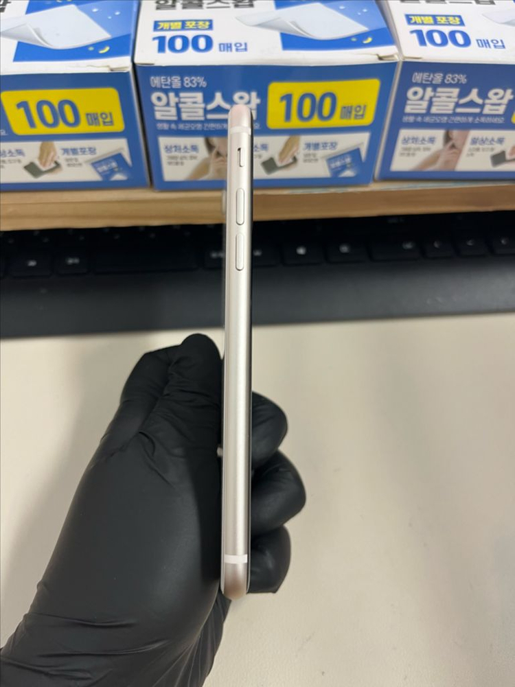 아이폰Se3 64G 스타라이트 SSS급!--5