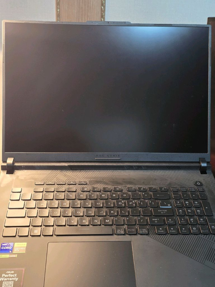 ASUS ROG STRIX SCAR G18 4080 (64GB/3TB)--2