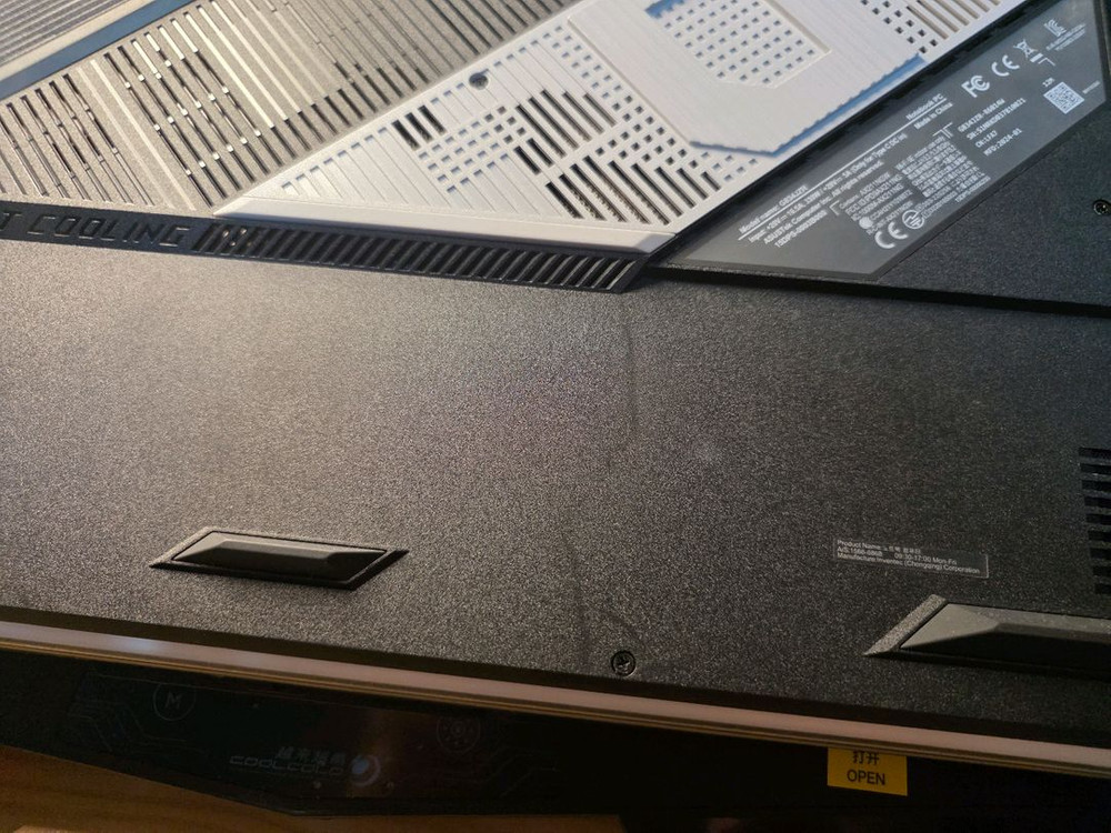 ASUS ROG STRIX SCAR G18 4080 (64GB/3TB)--9