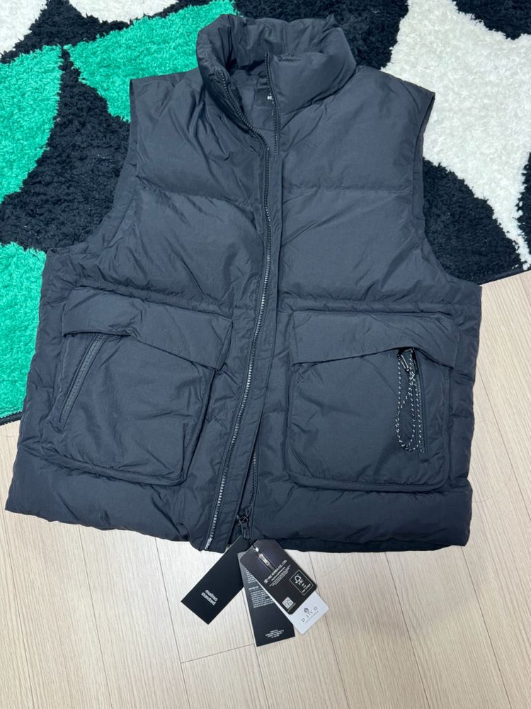 무신사 시티레저 베스트 블랙 M사이즈 팝니다 이미지