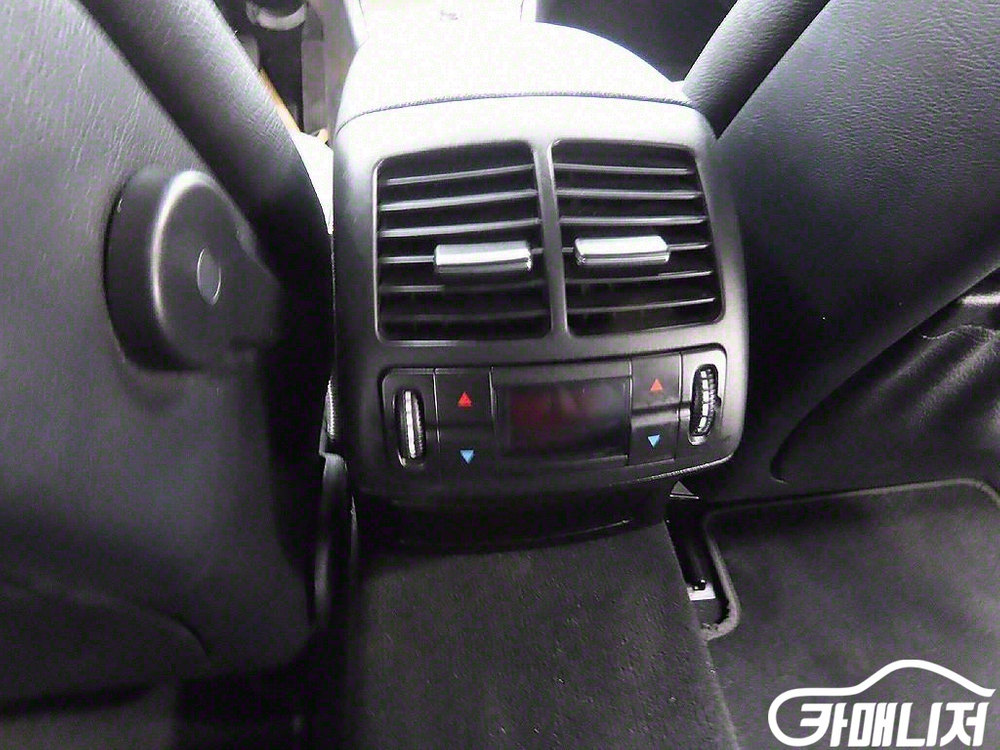 [벤츠]E-클래스 E350 4MATIC #3월급매--9