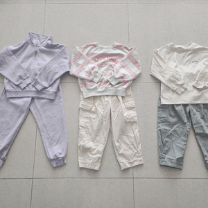 탑텐키즈 여아 120사이즈 봄옷 3셋트 팔아요