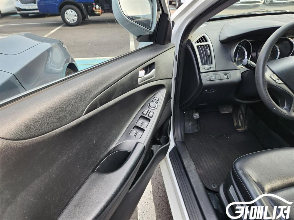 [현대]쏘나타 더 브릴리언트 LPI 스마트 #3월급매--6