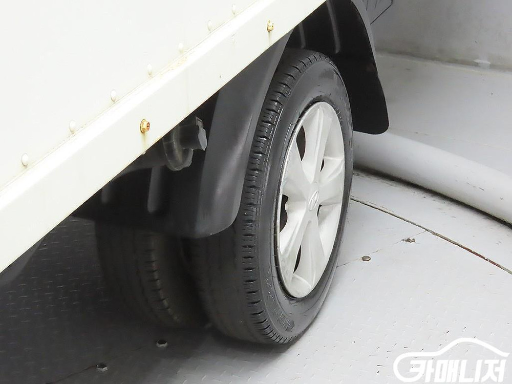 [소형화물][내장탑]포터2 일반캡/초장축/(CRDi) (3인승 /1톤) #3월급매--5