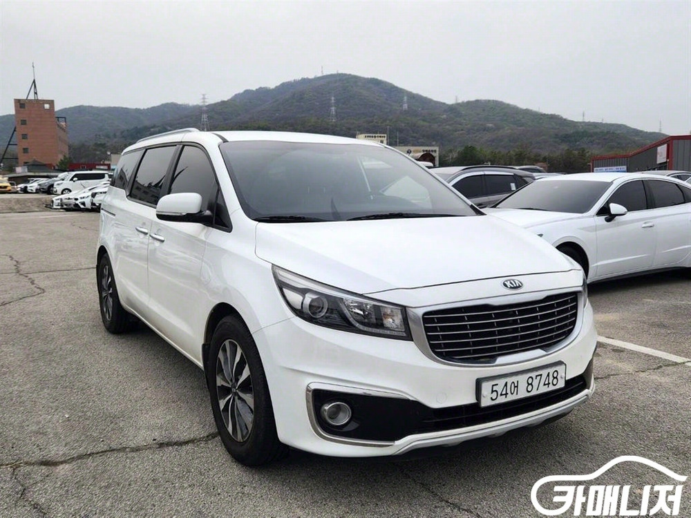 [기아]올 뉴 카니발 디젤 9인승 럭셔리 #3월급매--1