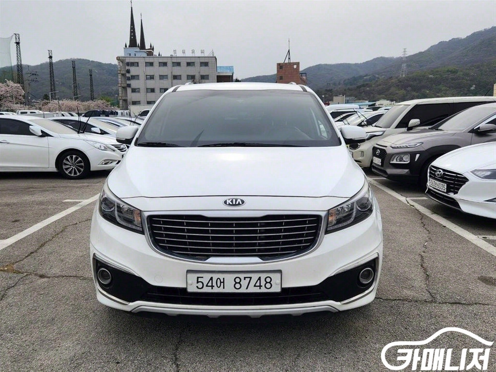 [기아]올 뉴 카니발 디젤 9인승 럭셔리 #3월급매--2