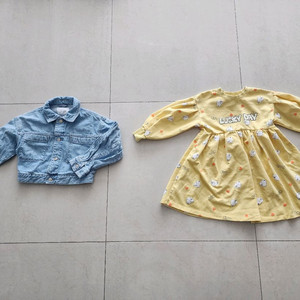 탑텐키즈 여아 120사이즈 봄옷ㅡ청재킷ㆍ원피스 팔아요