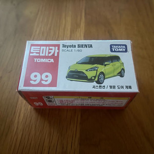토미카 Toyota Sienta(도요타 시엔타) 미개봉품
