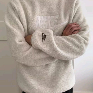 나이키 에센셜 뽀글이 쉐르파 L 새상품급