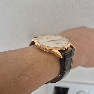 예거르쿨트르 마스터씬 스몰세컨즈 로즈골드