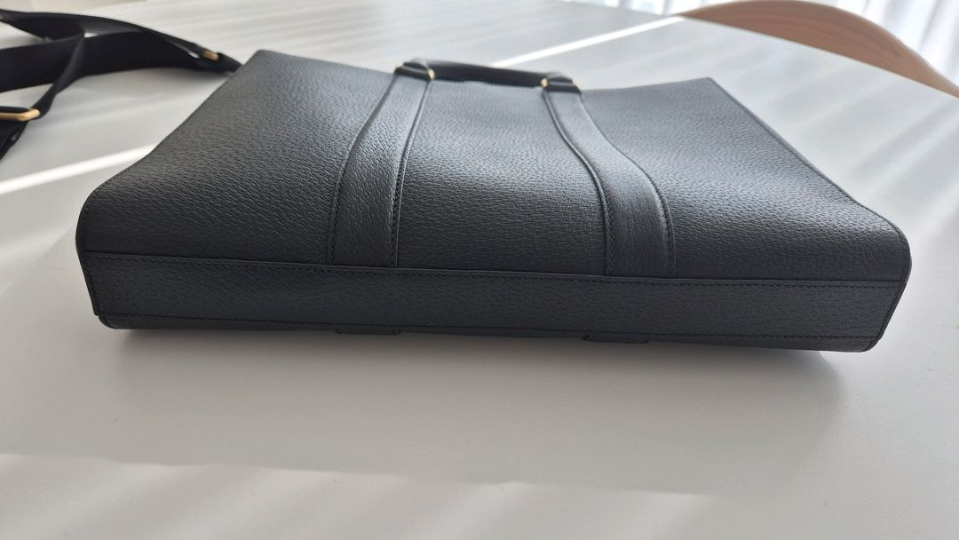 정품 구찌 가죽 서류 가방 이미지