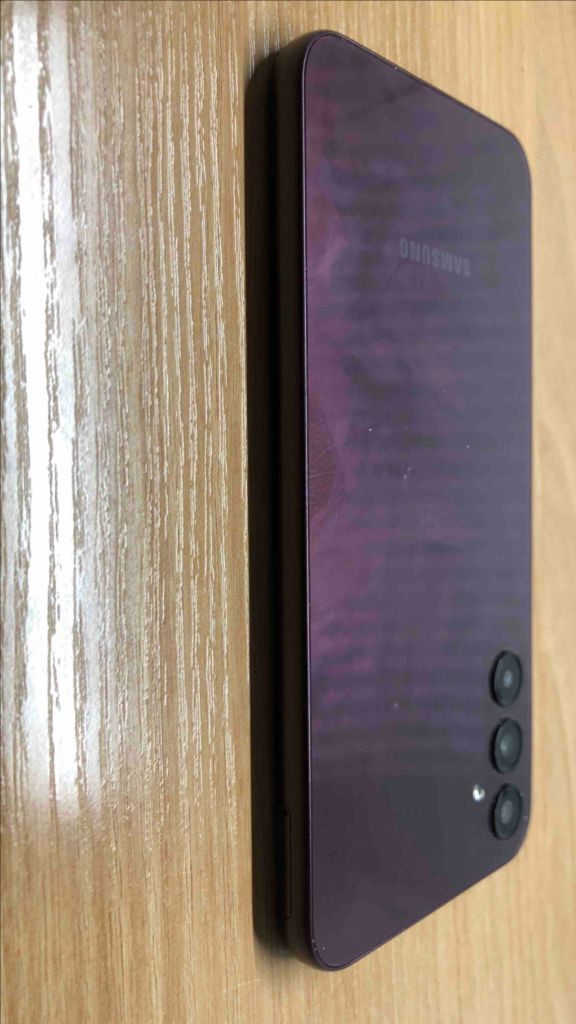 (개인)갤럭시A24 레드--1