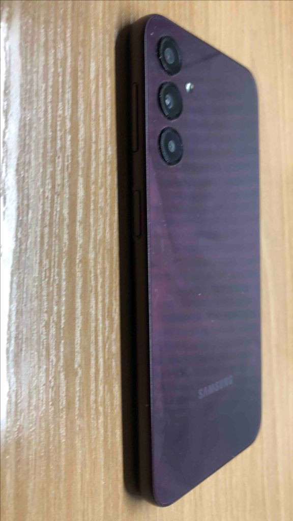 (개인)갤럭시A24 레드--3