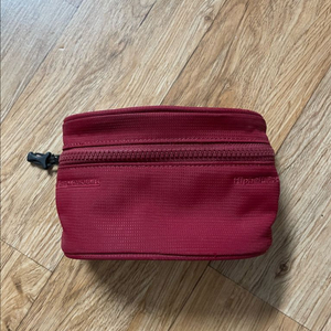 클라터뮤젠 힙벤트포켓