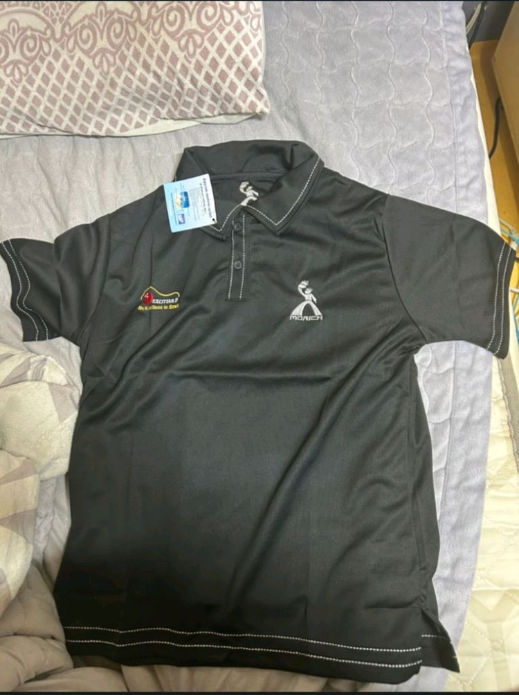 볼링티 팝니다--1