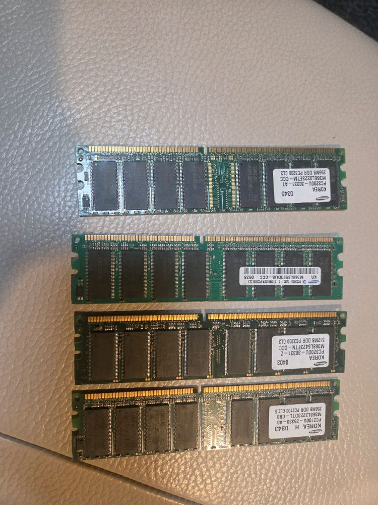 구형 컴퓨터 램 4개 팝니다 이미지