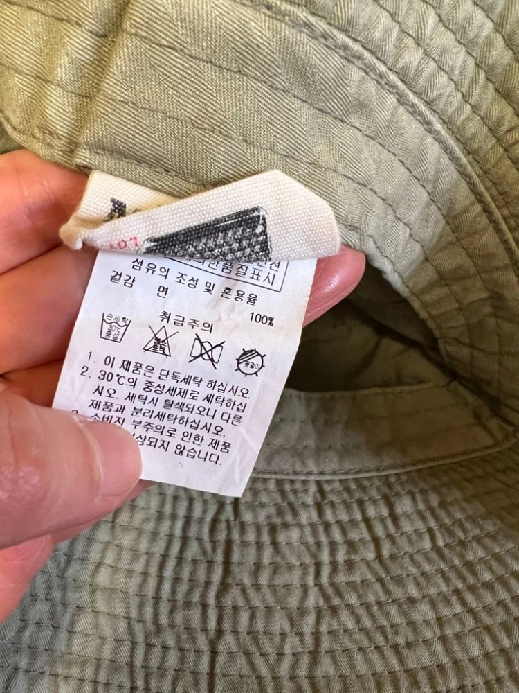 모노플로우 버킷햇 벙거지모자 이미지