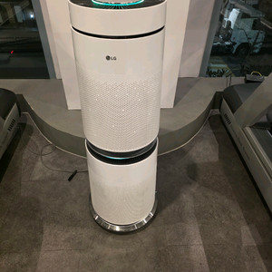 LG 퓨리케어 360 공기청정기 2단 (AS281DWFC) 판매합니다.