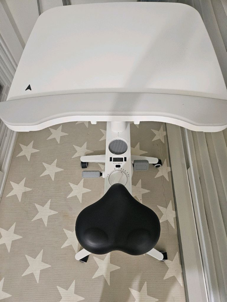 업하이 테이블형 실내 자전거--2