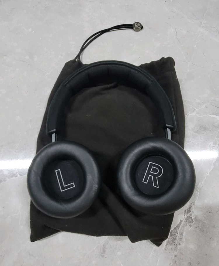 ( 서울 ) 뱅엔 올룹슨 B & O H9i 판매--1