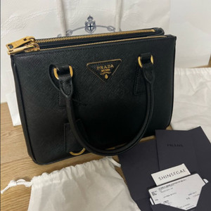 새상품 갤러리아 스몰 프라다 사피아노 토트백