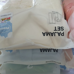 잠뜰 픽셀리 스파오 콜라보 잠옷 후드티 퍼플리스 이미지