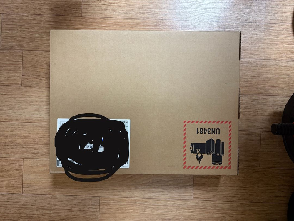 맥북프로 M5 14인치 블랙 팝니다--1