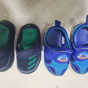 아디다스 아기 샌들