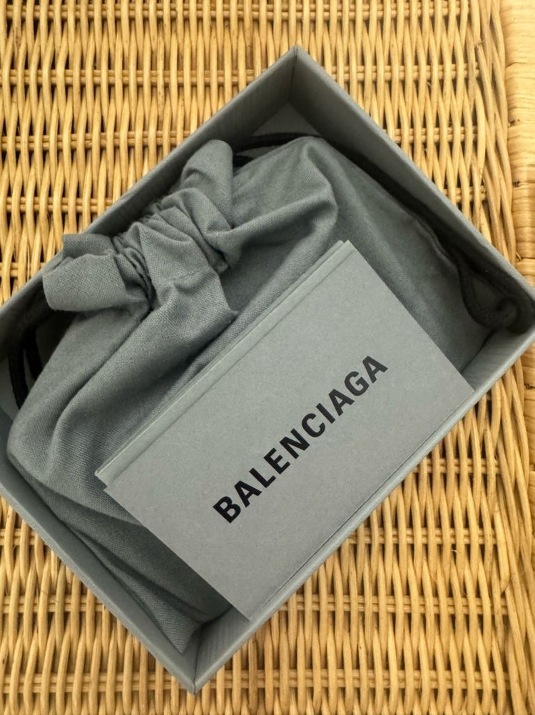 (정품)발렌시아가 카드지갑 동전보관가능--5