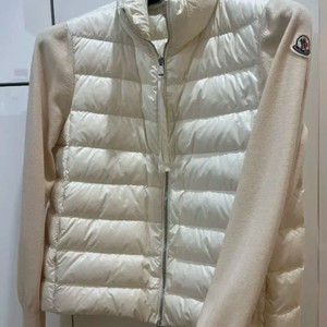 몽클레어 여성니트패딩 M (새상품급)