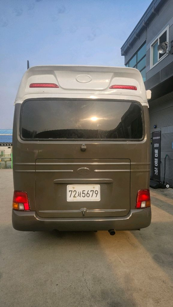 스타렉스보다 저렴한 카운티캠핑카 이미지