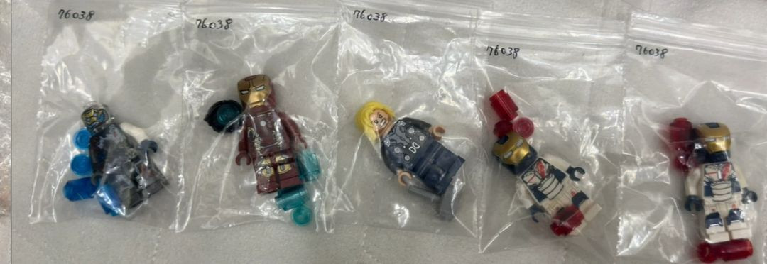 (중고) 레고 마블 어벤져스 타워공격 76038--2