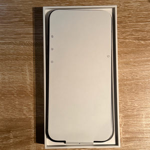 아이폰16e 128G 새것 팔아요