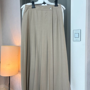 플리츠 랩스커트