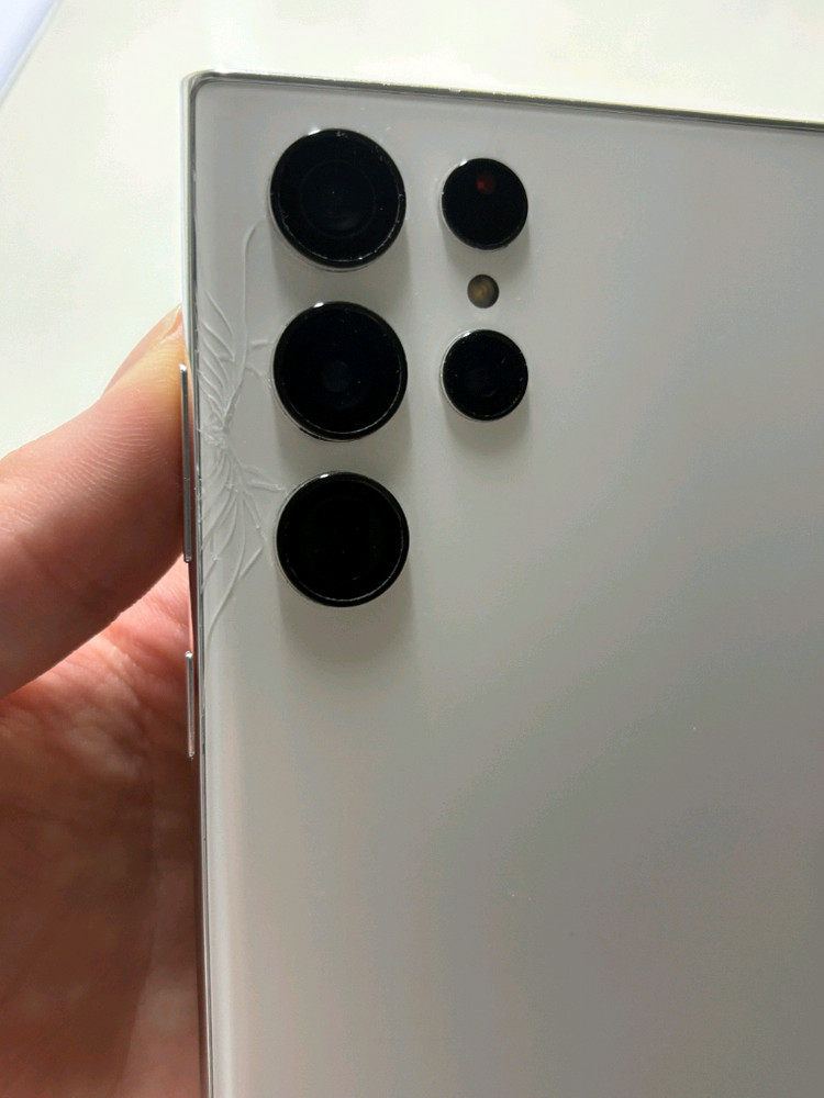 갤럭시S22울트라 256GB 팔아요--3