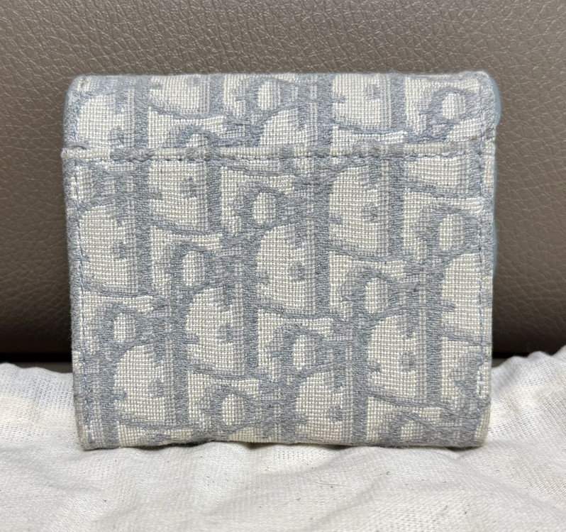 디올 오블리크 로투스 새들 반지갑 그레이 이미지