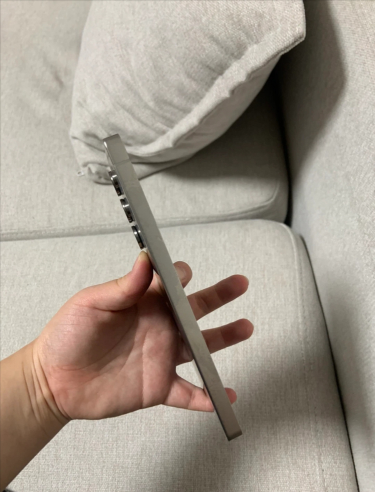 갤럭시S25울트라 티타늄블랙 자급제 512G 판매합니다--6