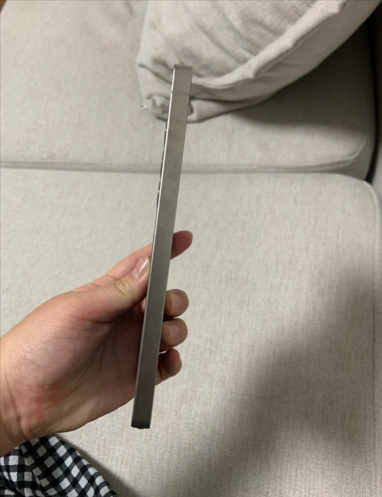 갤럭시S25울트라 티타늄블랙 자급제 512G 판매합니다--3