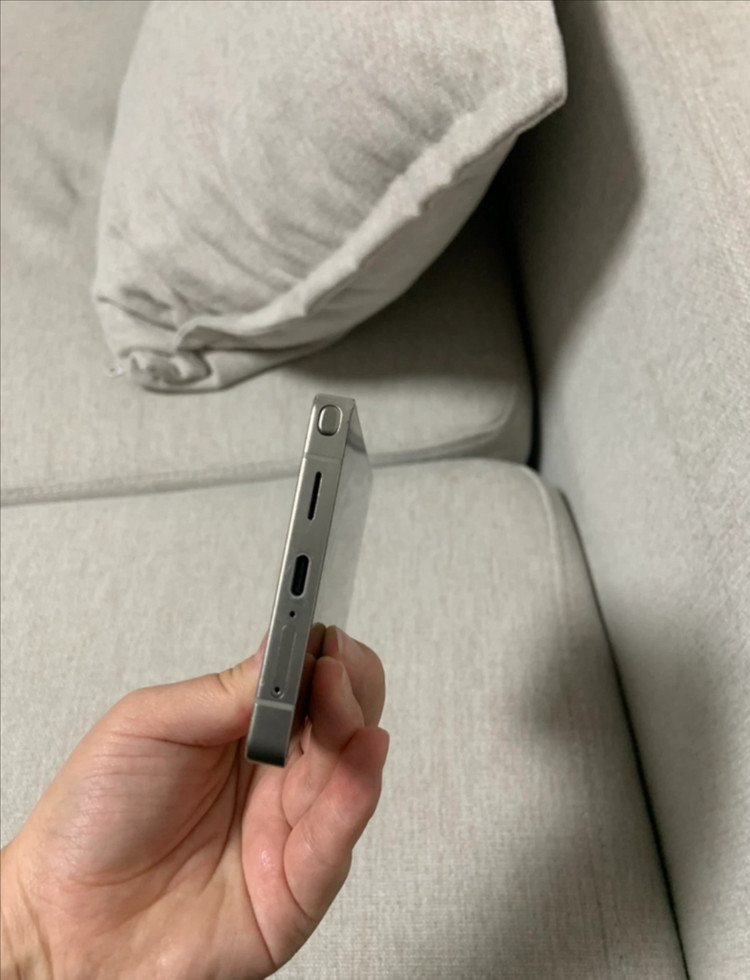 갤럭시S25울트라 티타늄블랙 자급제 512G 판매합니다--4