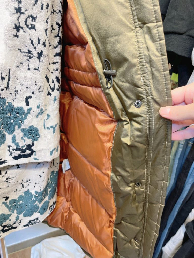 새상품 55 폭스퍼 방울 다운 패딩점퍼 카키 이미지