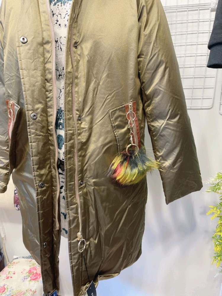 새상품 55 폭스퍼 방울 다운 패딩점퍼 카키 이미지