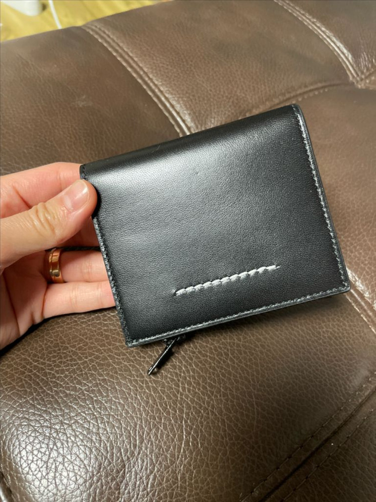 새상품 MM6 메종 마르지엘라 반지갑 블랙--4