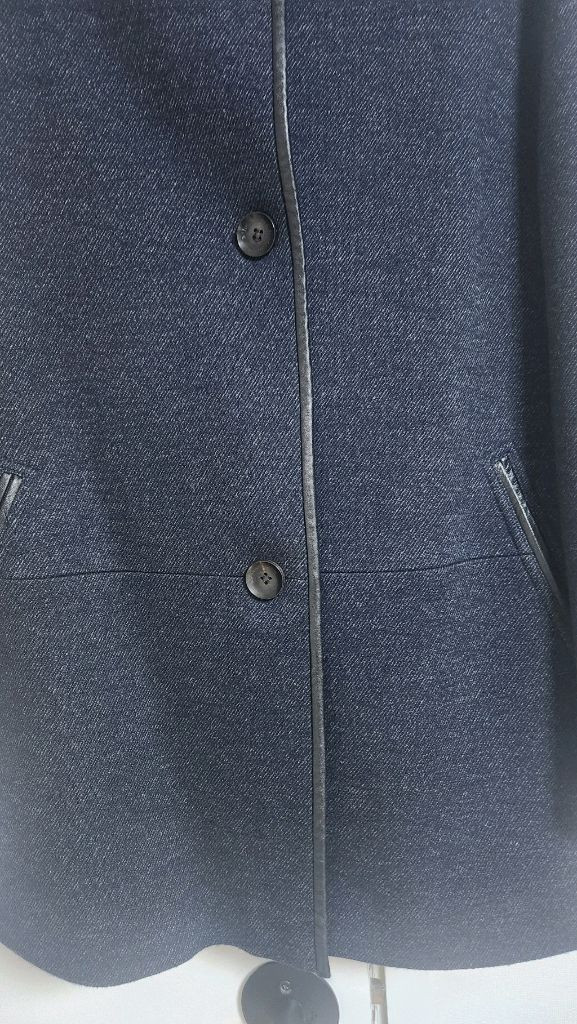 아떼 바네사브루노 간절기 모혼방 아우터 36 사이즈 이미지