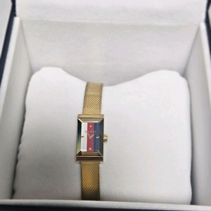 구찌여성 메탈 시계