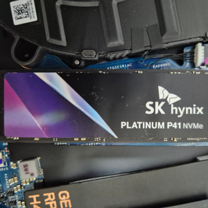 sk 하이닉스 국내 p41 NVMe M.2 SSD 2TB 박스유 팝니다