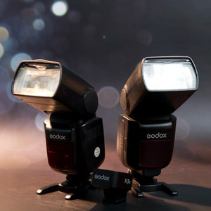 고독스 플래시2개 + X3 동조기(소니용)